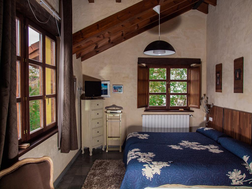 Casa Rural La Cabana Del Valleyu Sotres Quarto foto